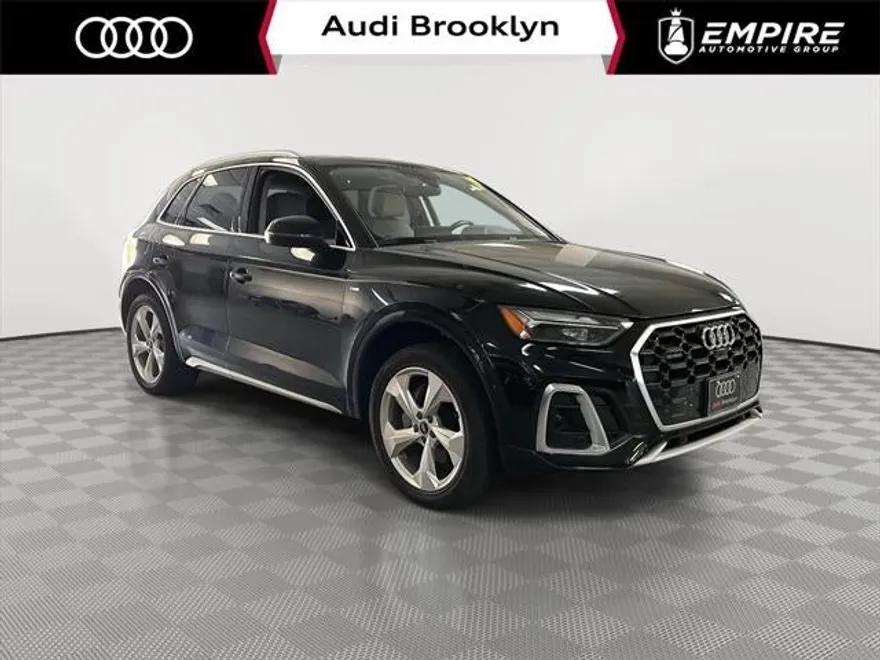 2022 Audi Q5 Premium Plus 45 TFSI S line photo 1