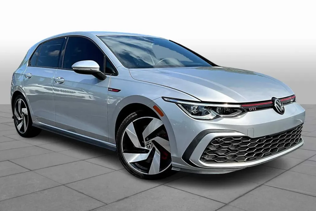 2023 Volkswagen Golf GTI S photo 1