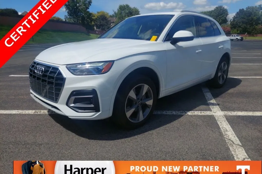 2024 Audi Q5 40 Premium Plus photo 1