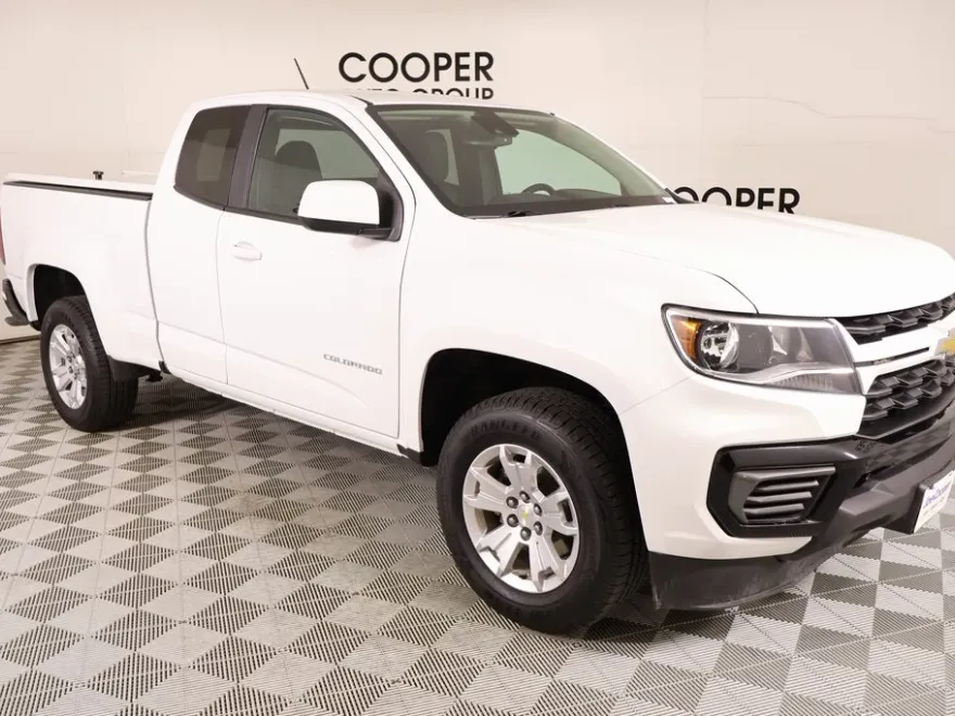 2022 Chevrolet Colorado LT photo 1