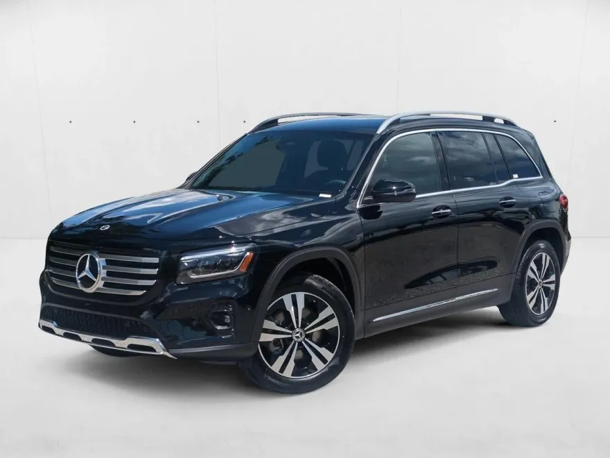2025 Mercedes Benz GLB 250 photo 1