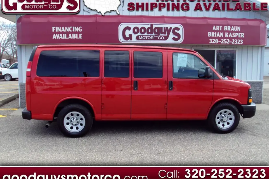 2014 Chevrolet Express Passenger 1500 LS photo 1
