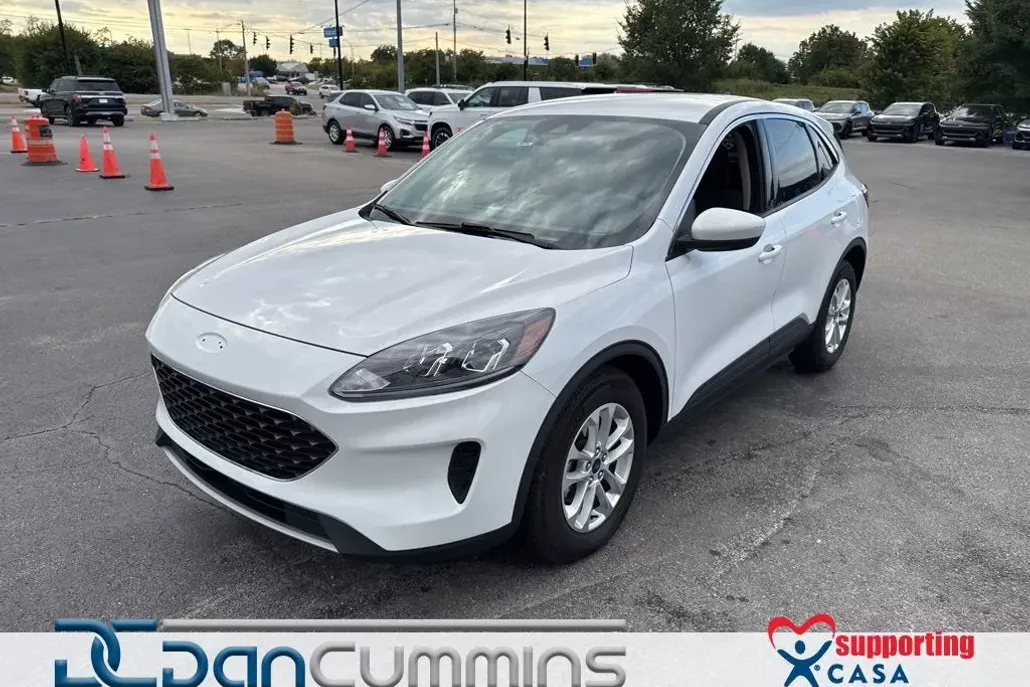 2020 Ford Escape SE photo 1