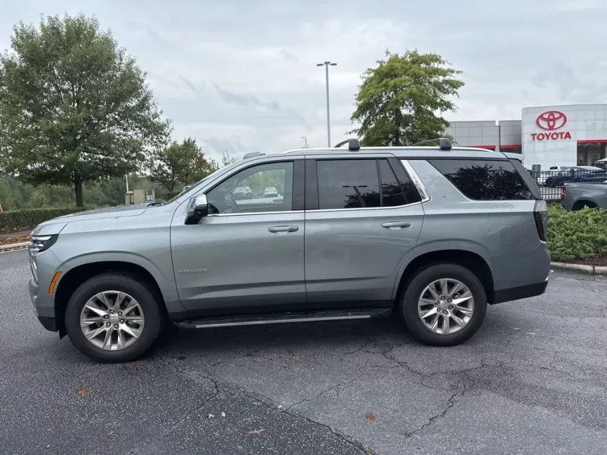 2025 Chevrolet Tahoe Premier photo 1