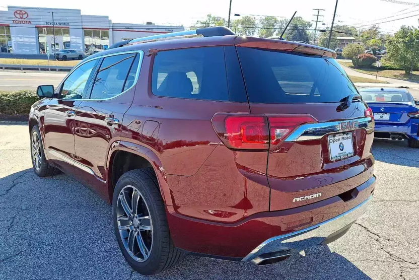 2018 Gmc Acadia Denali photo 1