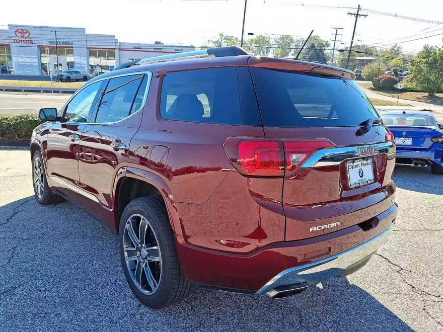 2018 Gmc Acadia Denali photo 1