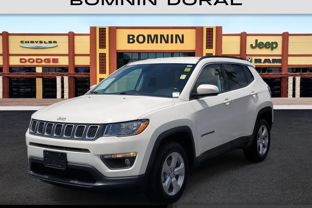 2019 Jeep Compass Latitude photo 1