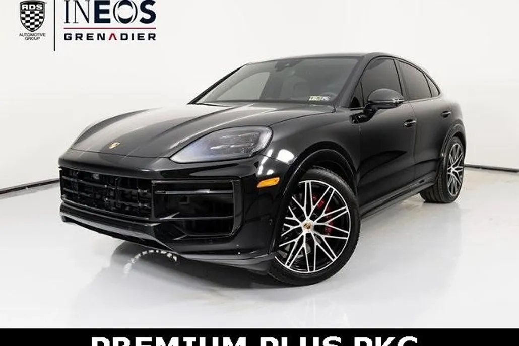 2025 Porsche Cayenne Coupe GTS photo 1