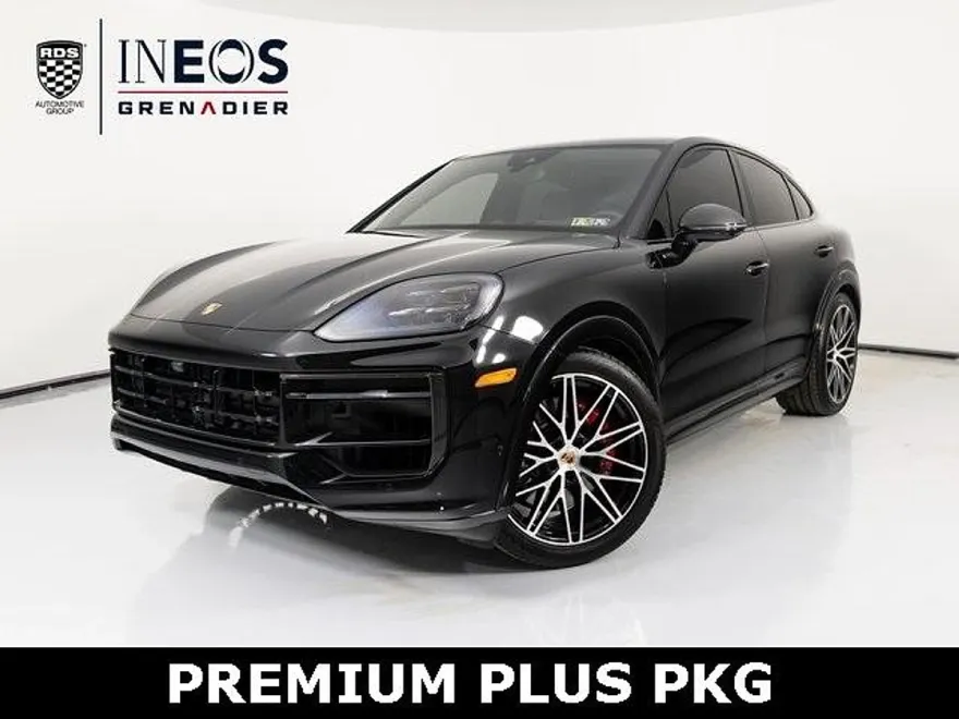 2025 Porsche Cayenne Coupe GTS photo 1