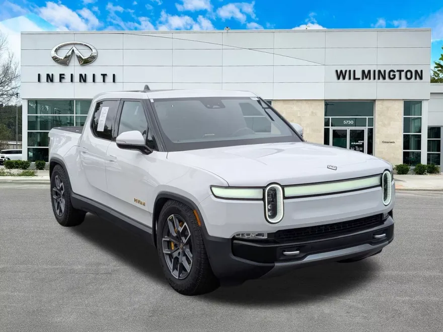 2022 Rivian R1T Adventure photo 1