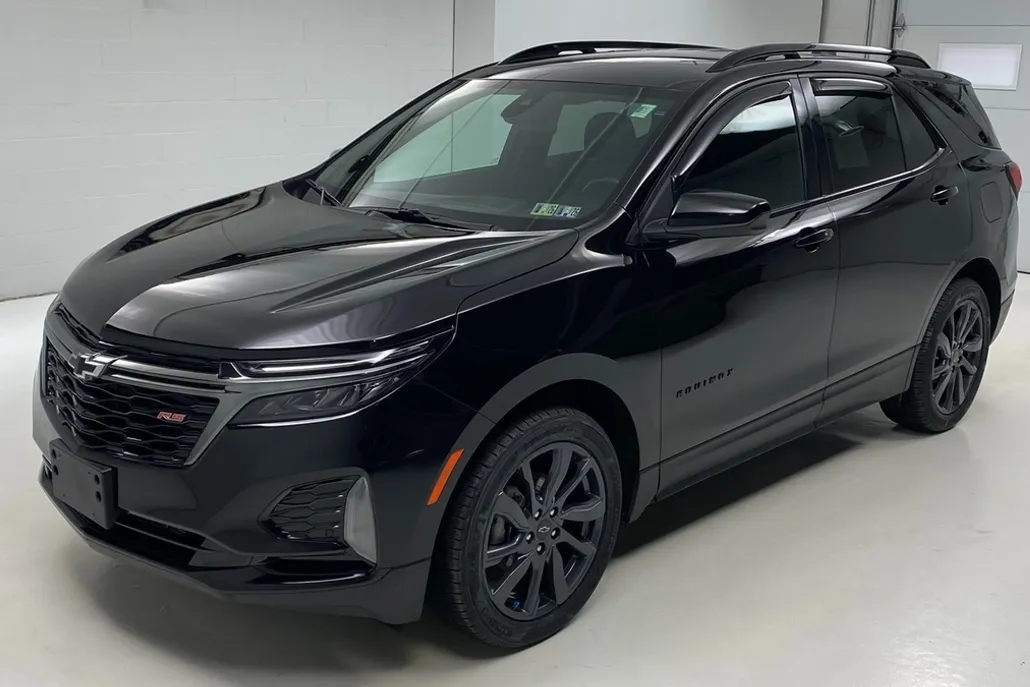 2022 Chevrolet Equinox RS photo 1