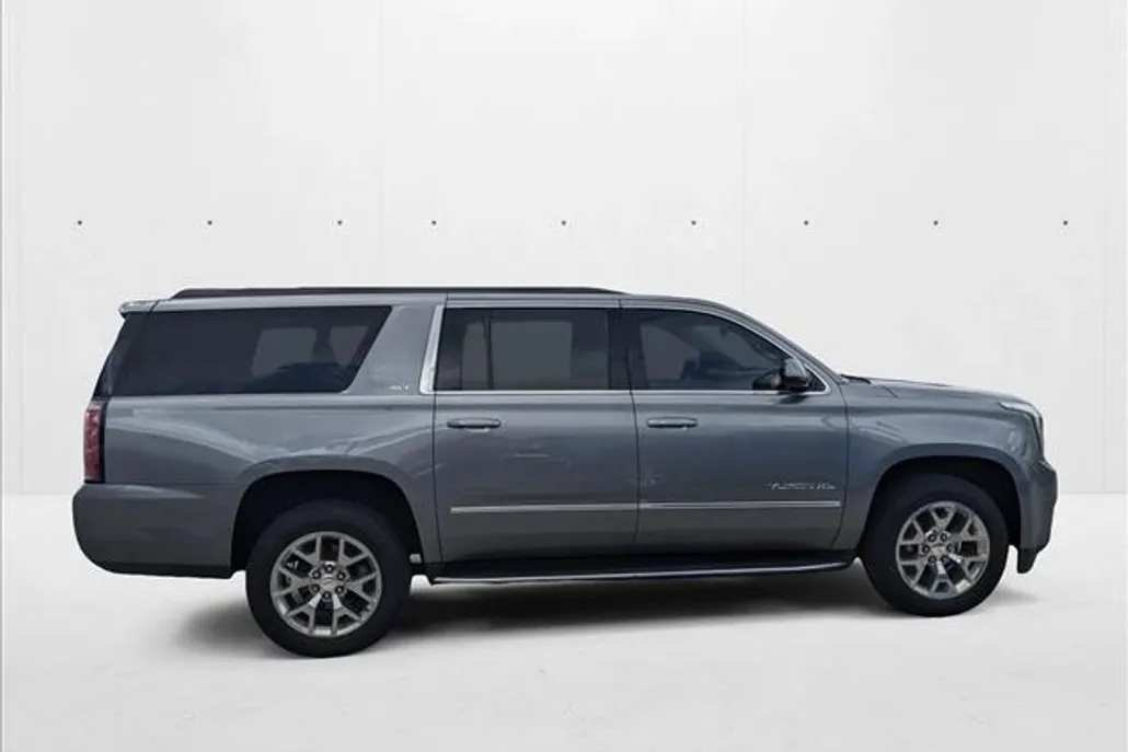 2020 Gmc Yukon XL SLT photo 1