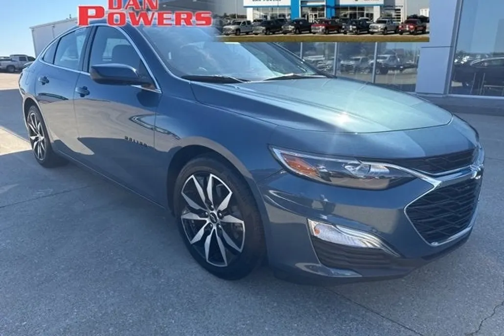 2024 Chevrolet Malibu RS photo 1