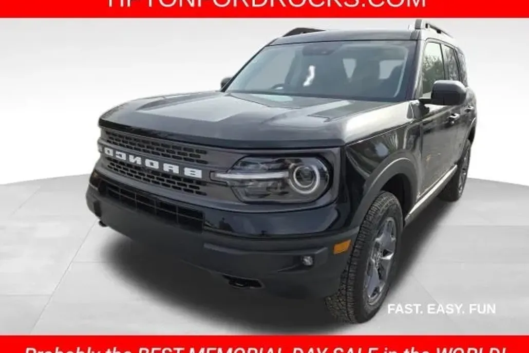 2024 Ford Bronco Sport Badlands photo 1