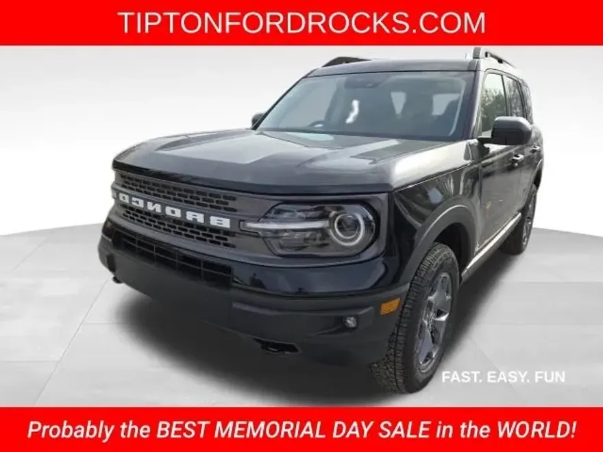 2024 Ford Bronco Sport Badlands photo 1