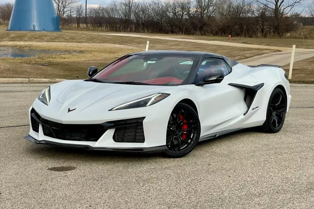 2024 Chevrolet Corvette Z06 photo 1