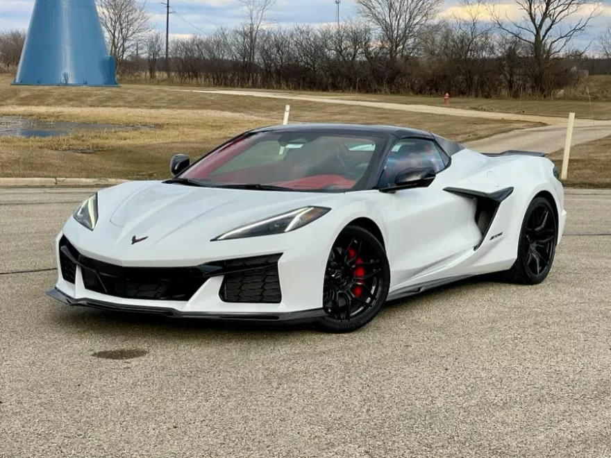 2024 Chevrolet Corvette Z06 photo 1