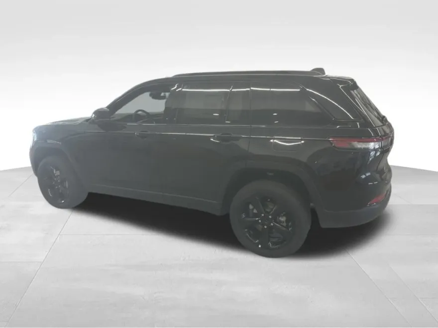 2025 Jeep Grand Cherokee Altitude X photo 1