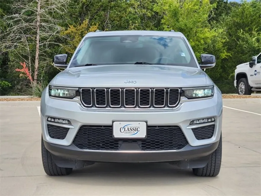 2022 Jeep Cherokee 4xe Limited photo 1