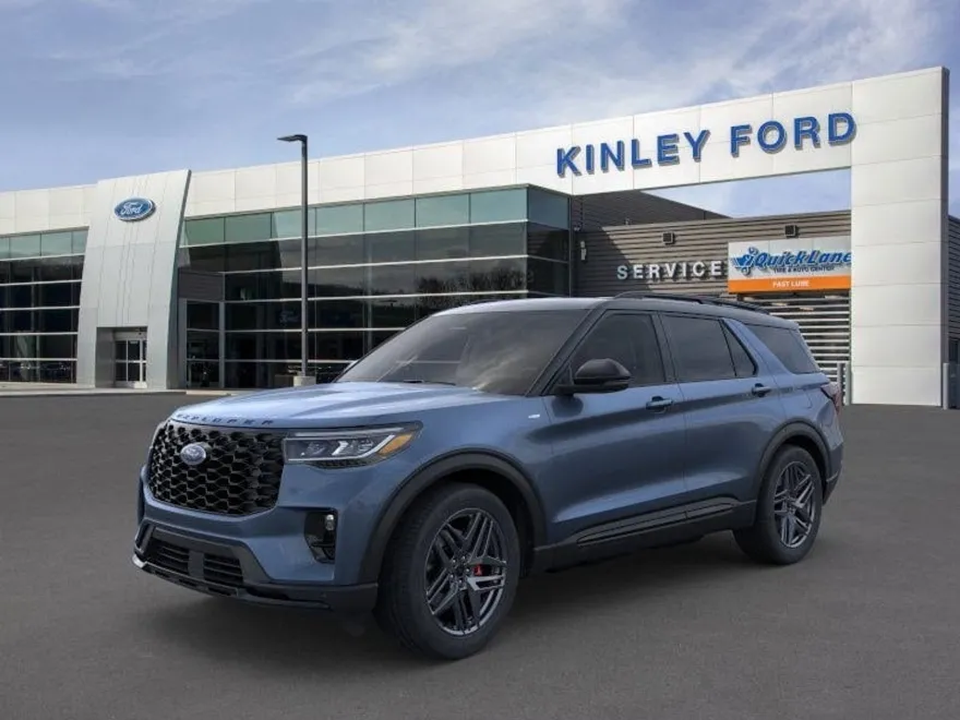 2025 Ford Explorer ST-Line photo 1