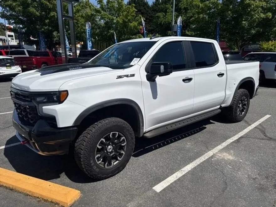 2024 Chevrolet Silverado 1500 ZR2 photo 1