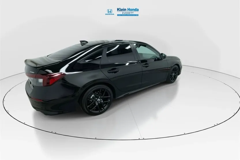 2025 Honda Civic Sport photo 1