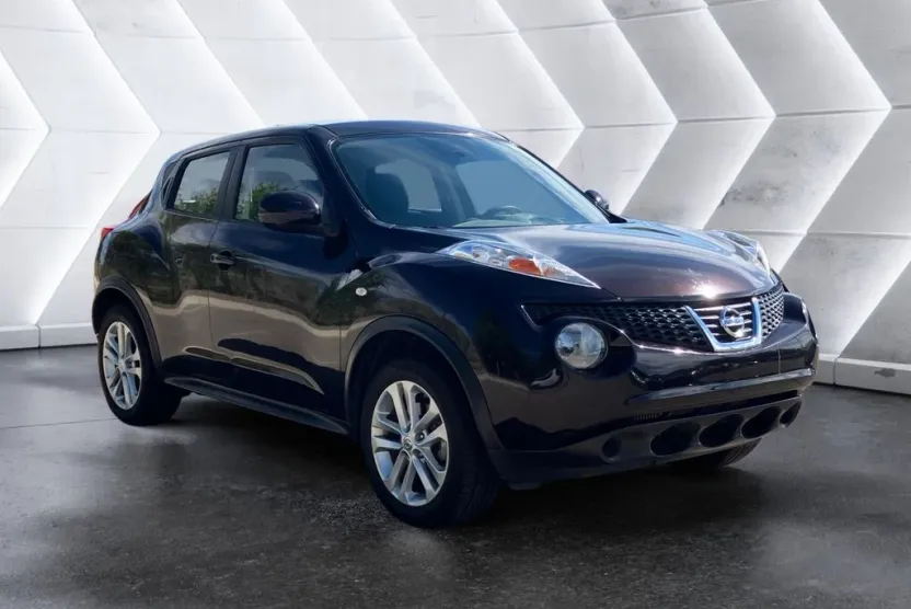 2014 Nissan Juke S photo 1