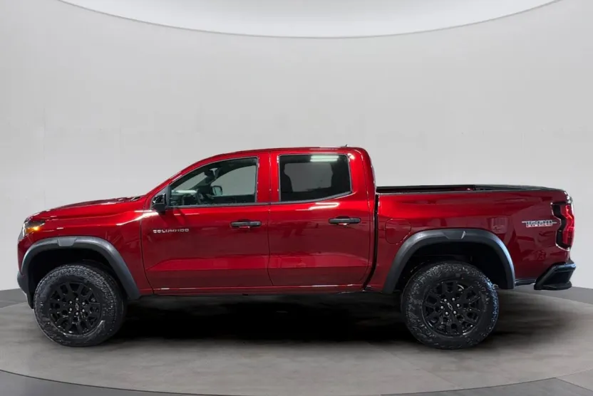 2026 Chevrolet Colorado Trail Boss photo 1