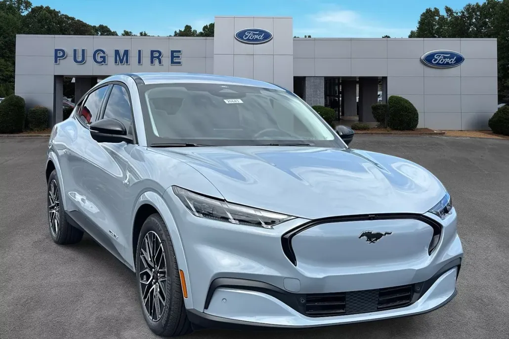 2025 Ford Mustang Mach-E Premium photo 1
