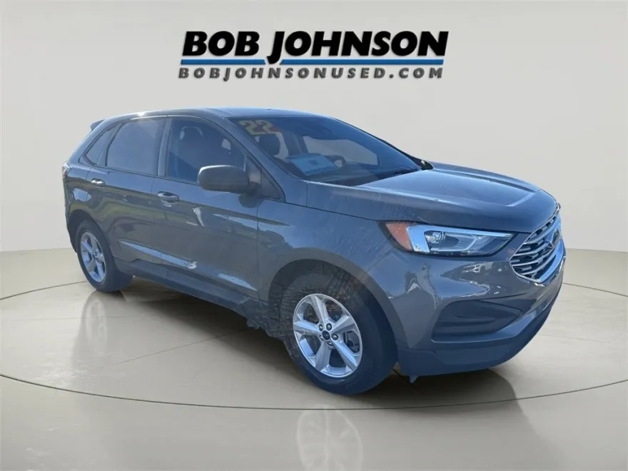 2022 Ford Edge SE photo 1