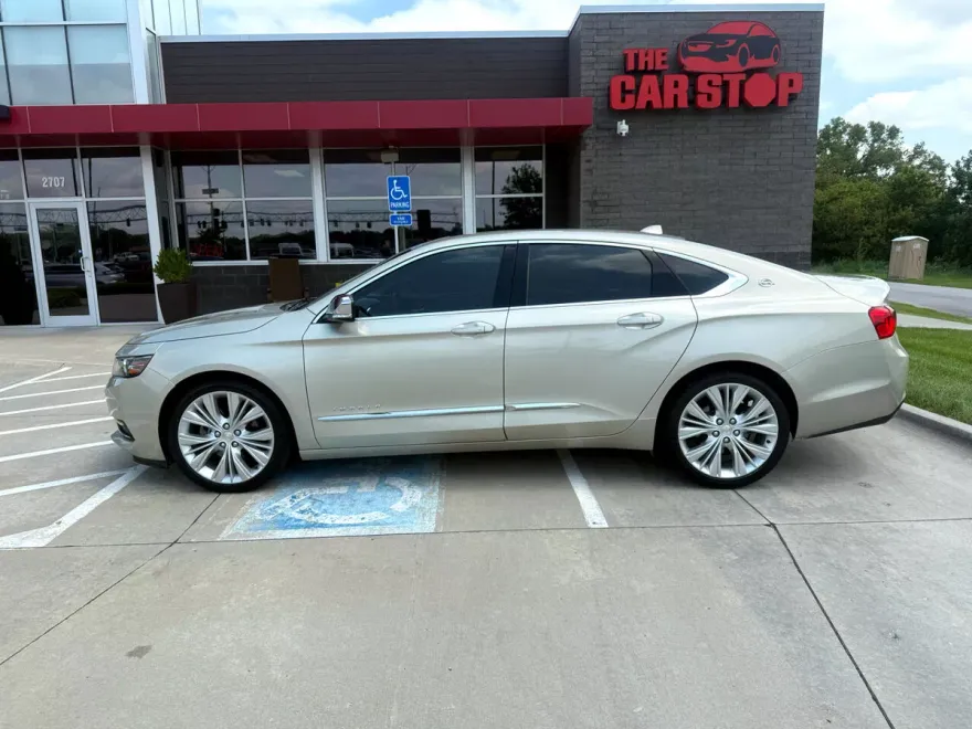 2014 Chevrolet Impala LTZ photo 1