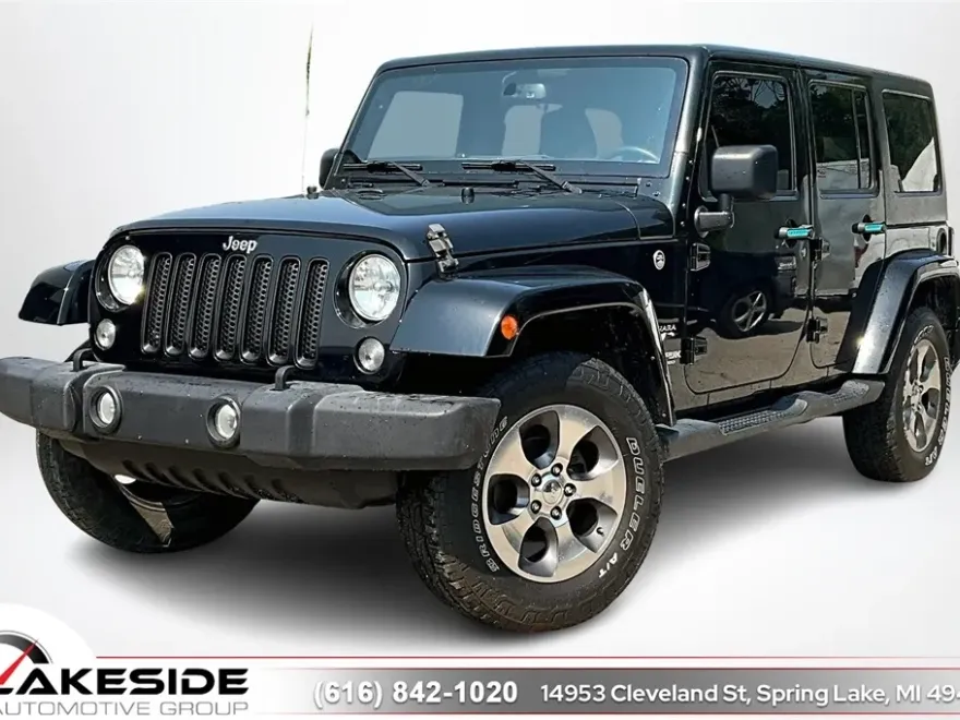 2018 Jeep Wrangler Unlimited Sahara photo 1