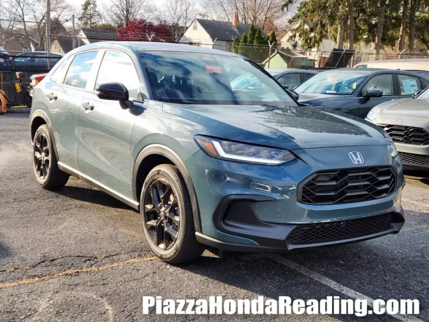 2025 Honda HR-V Sport photo 1