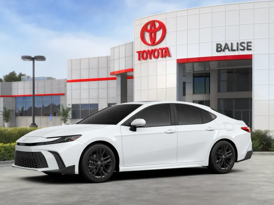 2025 Toyota Camry SE photo 1