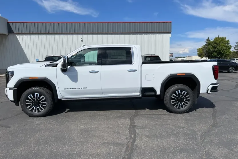 2026 Gmc Sierra 2500 HD Denali Ultimate photo 1
