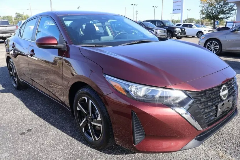 2024 Nissan Sentra SV photo 1