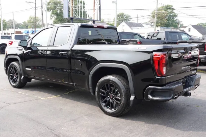 2022 Gmc Sierra 1500 Limited Elevation photo 1