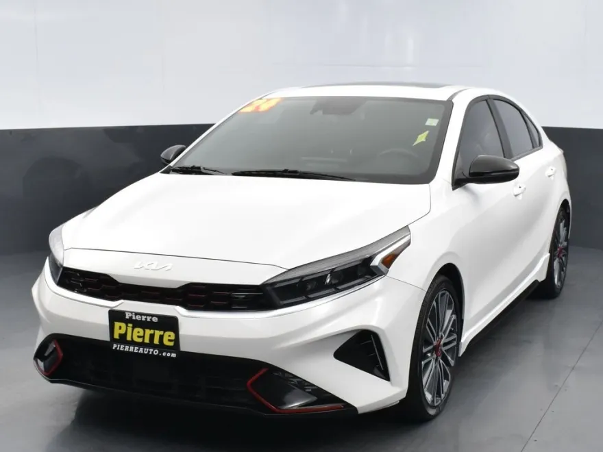 2024 Kia Forte GT photo 1