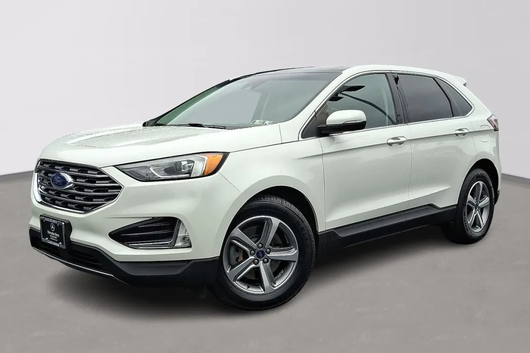 2020 Ford Edge SEL photo 1