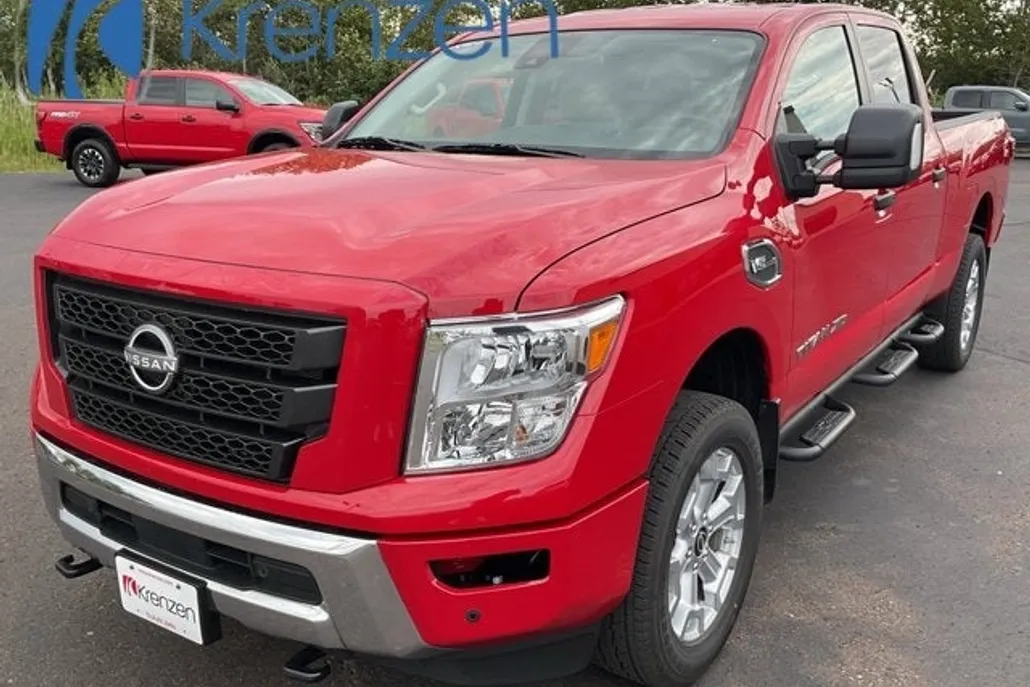 2024 Nissan Titan SV photo 1