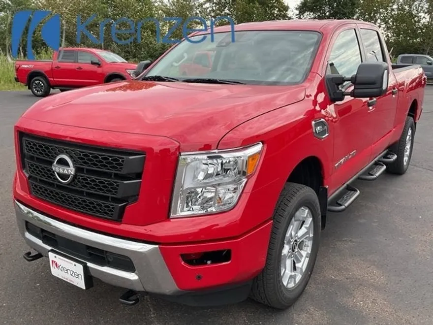 2024 Nissan Titan SV photo 1