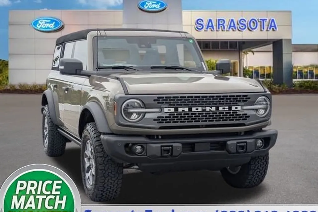 2025 Ford Bronco Badlands photo 1