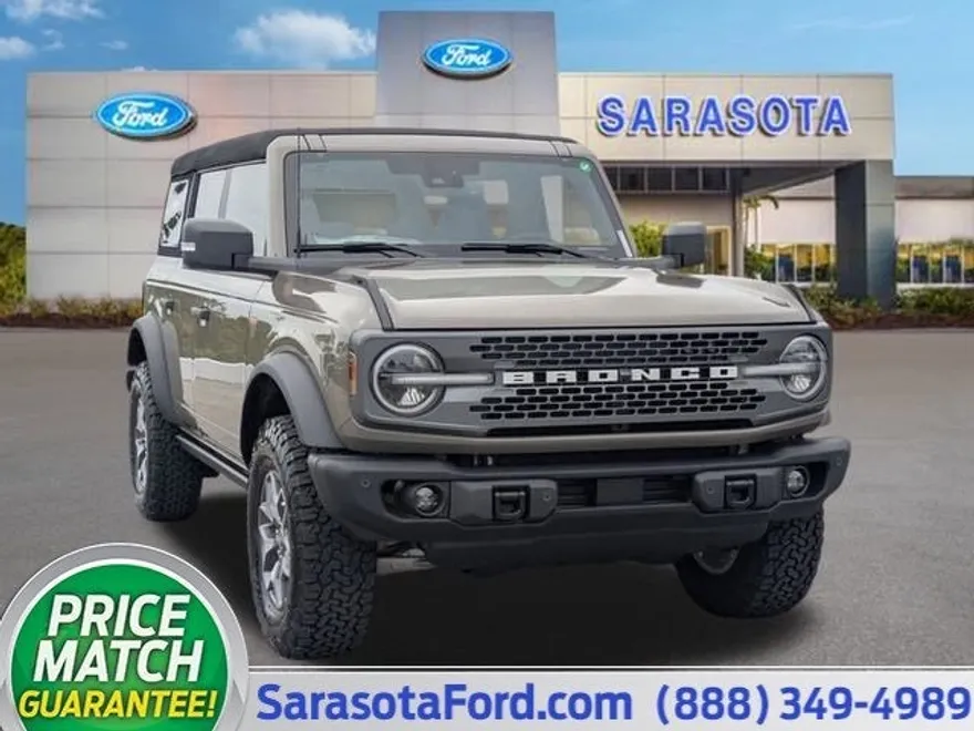 2025 Ford Bronco Badlands photo 1