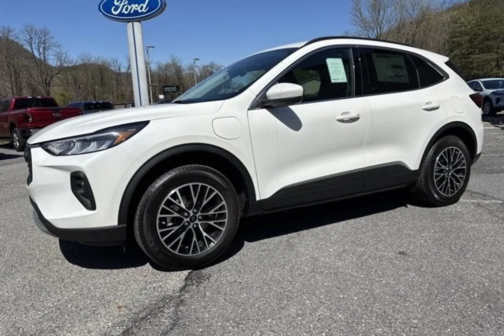 2025 Ford Escape Plug-In Hybrid photo 1