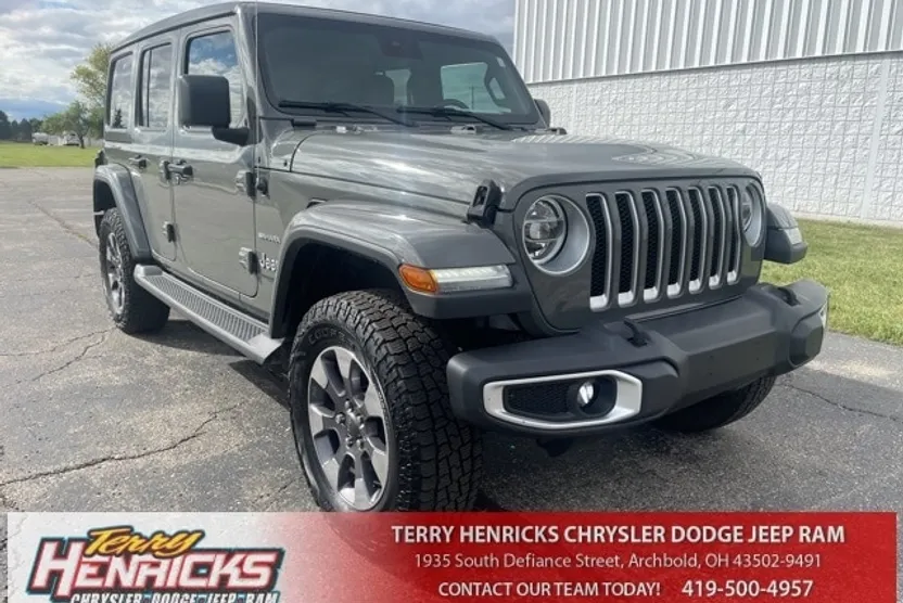 2020 Jeep Wrangler Unlimited Sahara photo 1