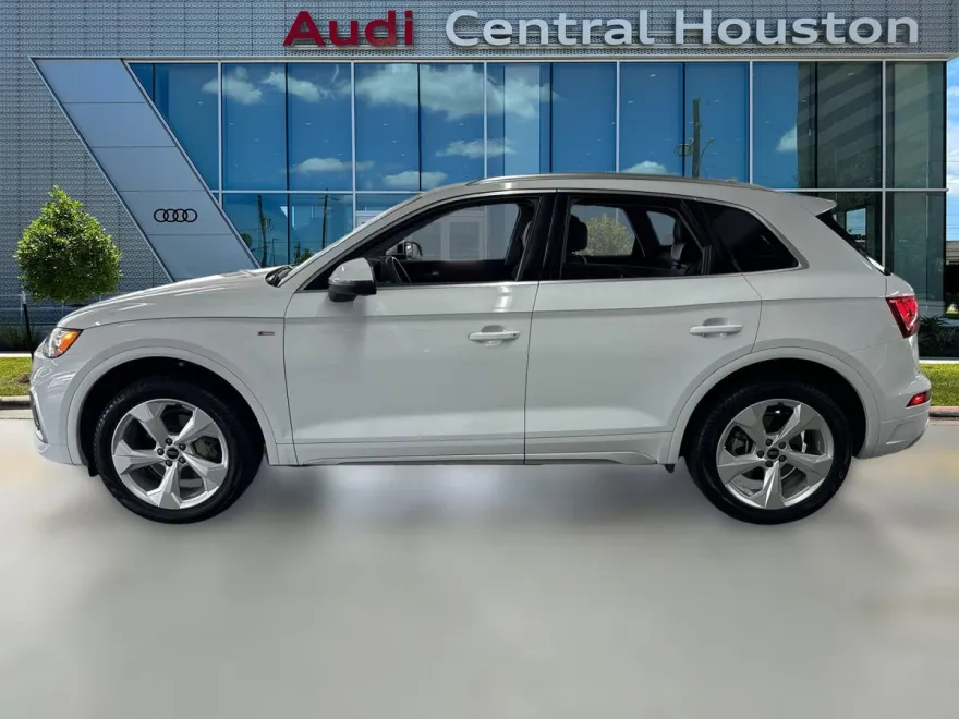 2025 Audi Q5 S line Premium Plus photo 1