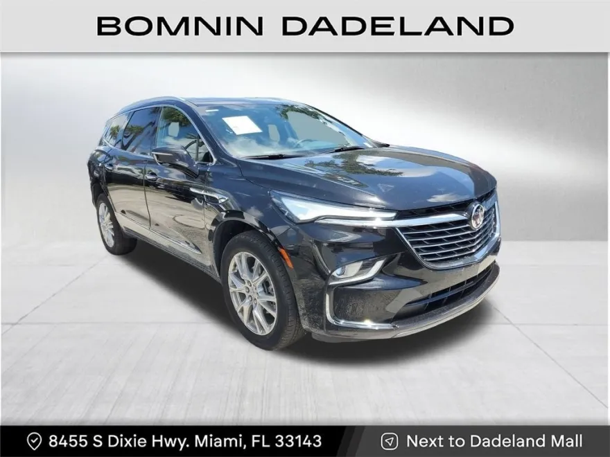 2023 Buick Enclave Essence photo 1