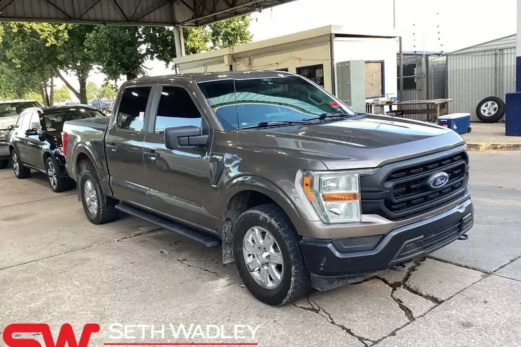 2021 Ford F-150 XL photo 1