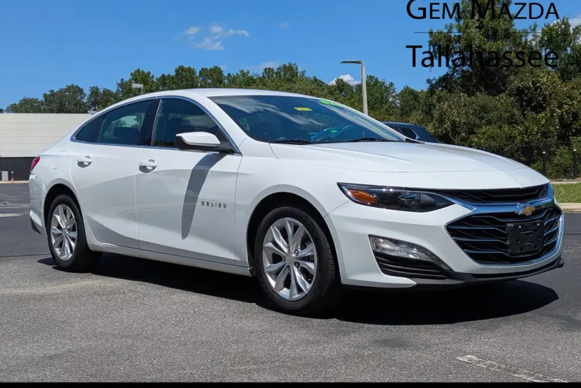 2023 Chevrolet Malibu 1LT photo 1