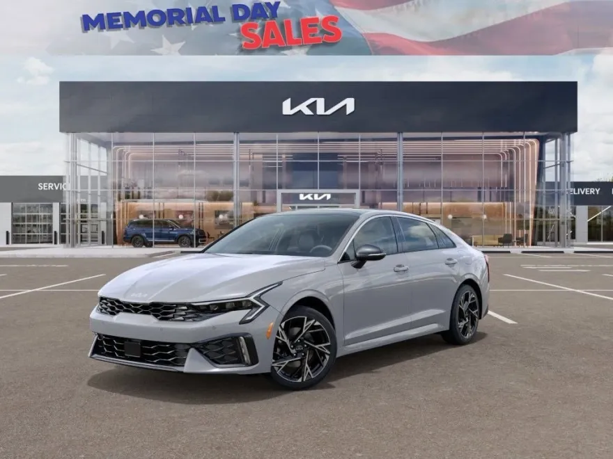 2025 Kia K5 GT-Line photo 1